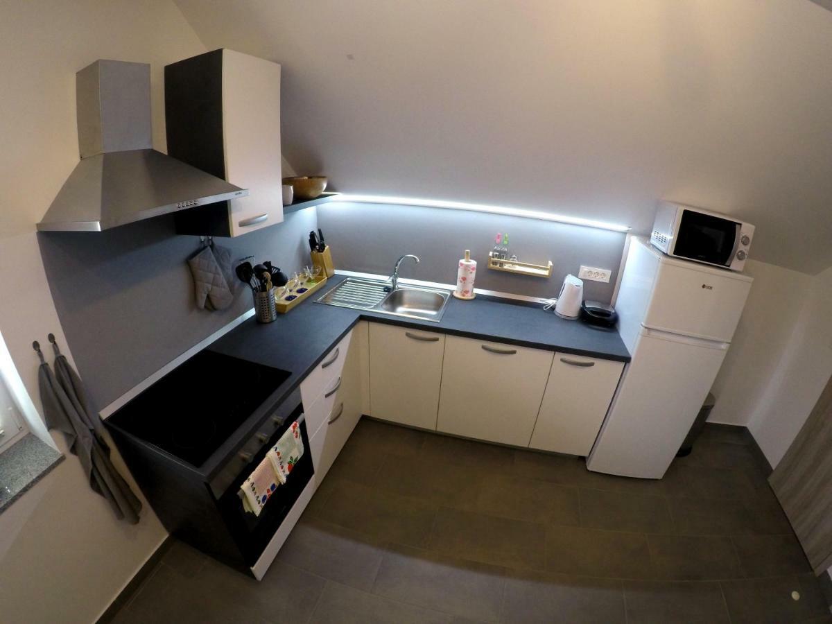 בלד The Jungle Apartments And Rooms מראה חיצוני תמונה