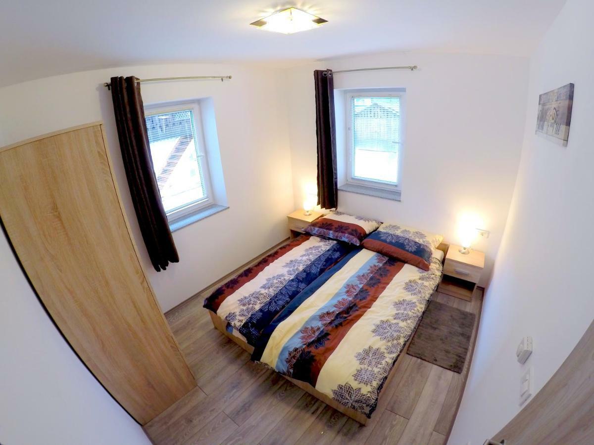 בלד The Jungle Apartments And Rooms מראה חיצוני תמונה