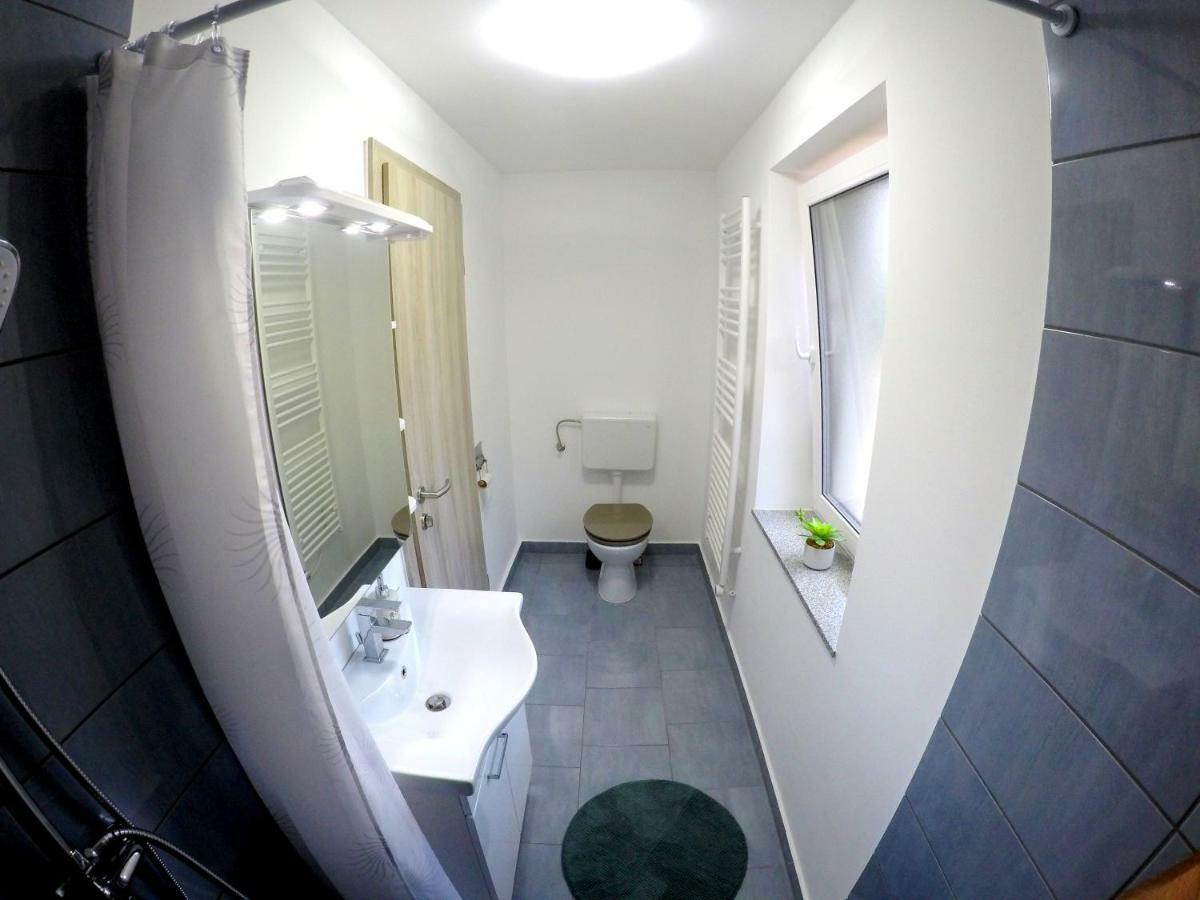 בלד The Jungle Apartments And Rooms מראה חיצוני תמונה